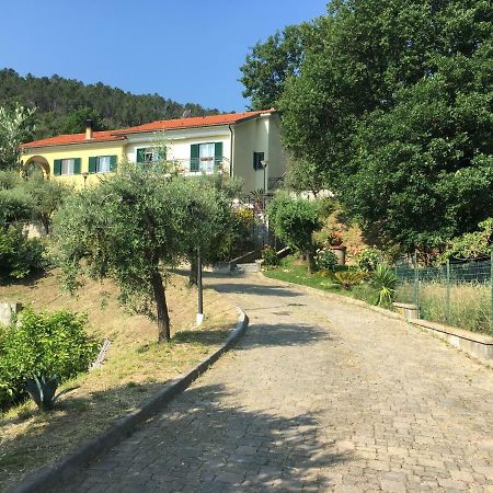Ospitalita In Campagna Hotell Quiliano Eksteriør bilde